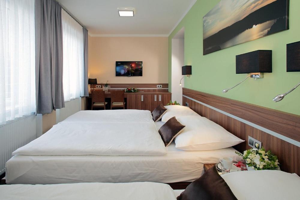 Hotel Jezerka Seč 外观 照片