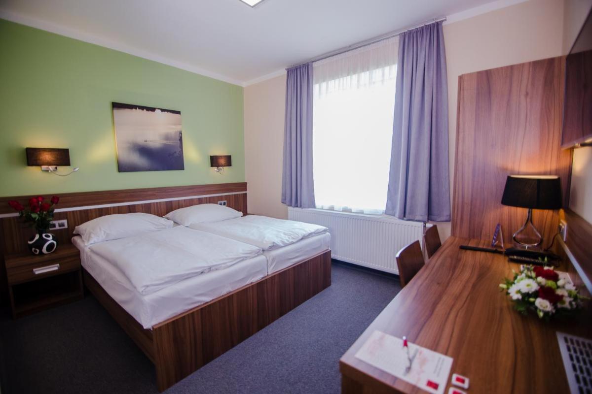 Hotel Jezerka Seč 外观 照片